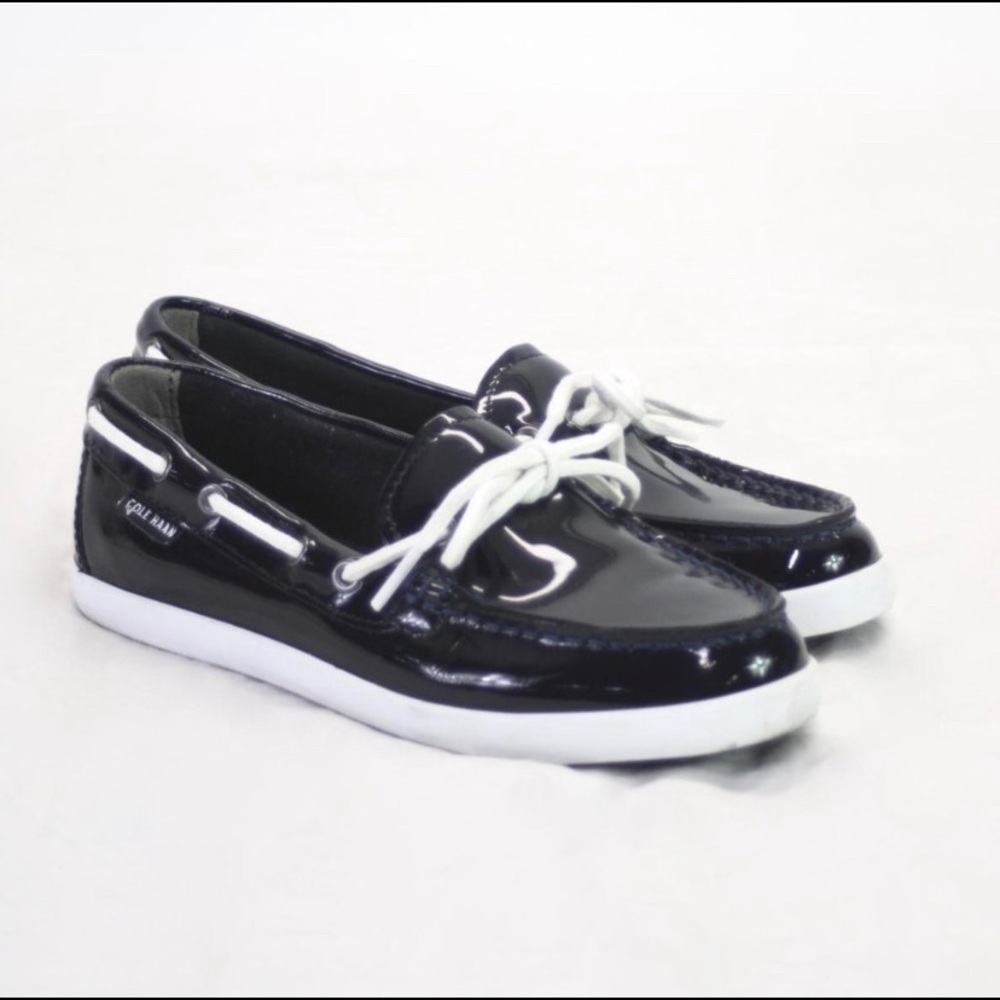 Cole Haan Nantucket Camp Moccasin Navy Patent Leather Loafers Boat Shoes sz 7.5 - Picture 3 of 7